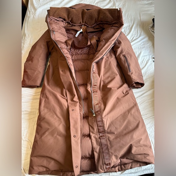 lululemon athletica Jackets & Blazers - Winter snow long parka